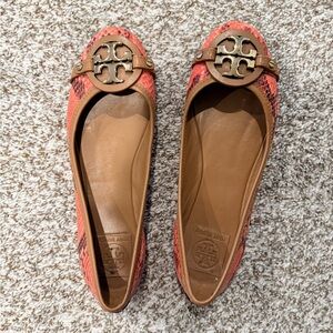 Tory Burch Coral and Tan Women's Loafers
